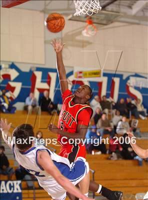 Thumbnail 1 in Jesuit vs. Davis  (Les Schwab Shootout) photogallery.