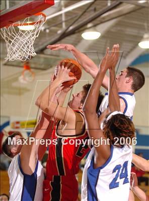Thumbnail 1 in Jesuit vs. Davis  (Les Schwab Shootout) photogallery.