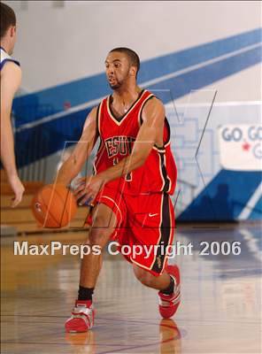 Thumbnail 2 in Jesuit vs. Davis  (Les Schwab Shootout) photogallery.