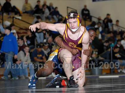 Thumbnail 2 in NYSPHSAA Section IX Semifinals photogallery.