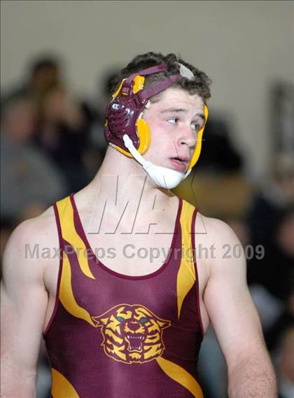Thumbnail 1 in NYSPHSAA Section IX Semifinals photogallery.