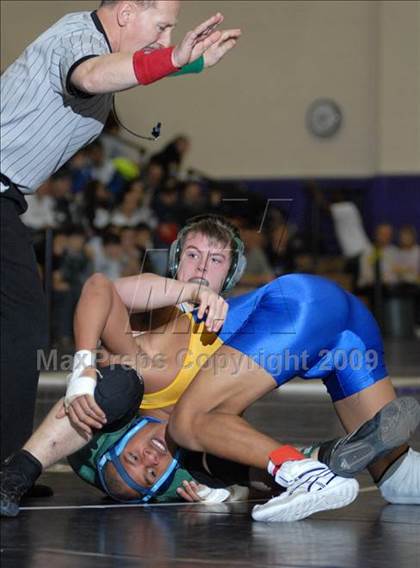 Thumbnail 2 in NYSPHSAA Section IX Semifinals photogallery.