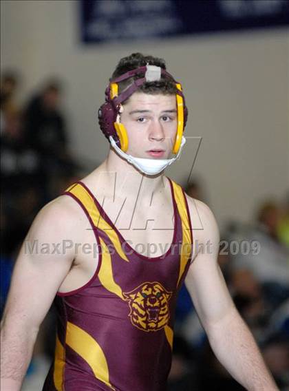 Thumbnail 3 in NYSPHSAA Section IX Semifinals photogallery.