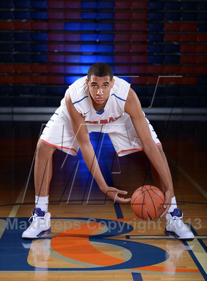 Thumbnail 3 in Bishop Gorman (Preseason Top 10 Photo Shoot)  photogallery.