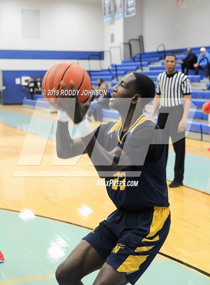 Thumbnail 1 in Grapevine vs. Nimitz (McDonald's Texas Invitational) photogallery.