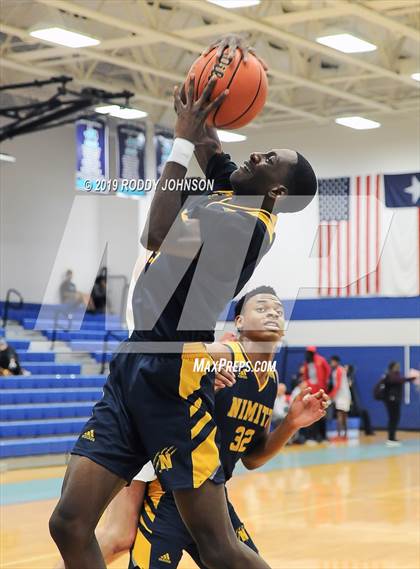 Thumbnail 3 in Grapevine vs. Nimitz (McDonald's Texas Invitational) photogallery.