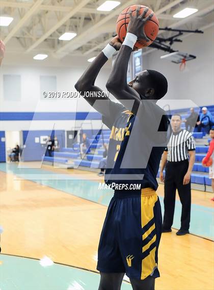 Thumbnail 2 in Grapevine vs. Nimitz (McDonald's Texas Invitational) photogallery.