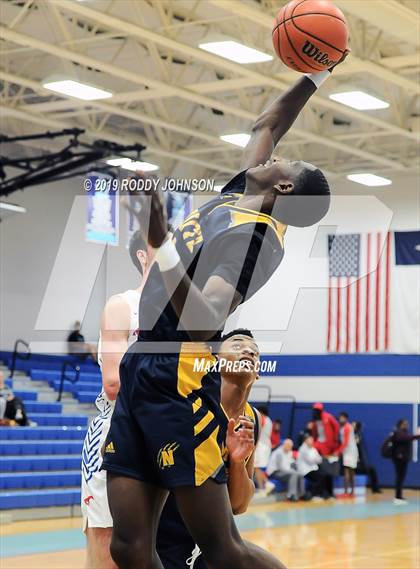 Thumbnail 2 in Grapevine vs. Nimitz (McDonald's Texas Invitational) photogallery.