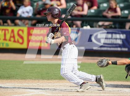 Thumbnail 3 in Deer Park vs. Reagan (UIL 6A Final) photogallery.