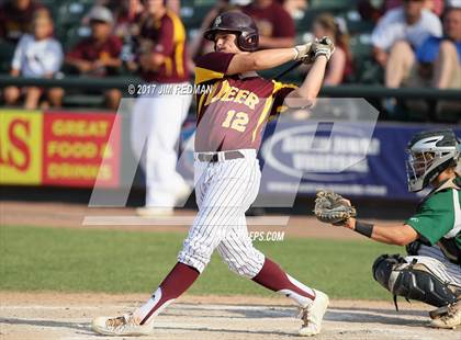 Thumbnail 2 in Deer Park vs. Reagan (UIL 6A Final) photogallery.