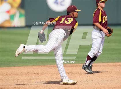 Thumbnail 2 in Deer Park vs. Reagan (UIL 6A Final) photogallery.