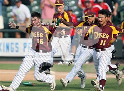 Thumbnail 1 in Deer Park vs. Reagan (UIL 6A Final) photogallery.
