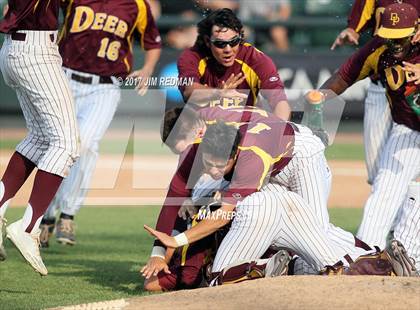 Thumbnail 1 in Deer Park vs. Reagan (UIL 6A Final) photogallery.