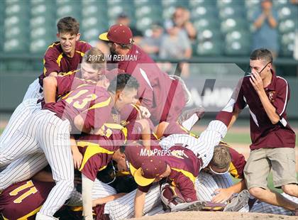 Thumbnail 2 in Deer Park vs. Reagan (UIL 6A Final) photogallery.