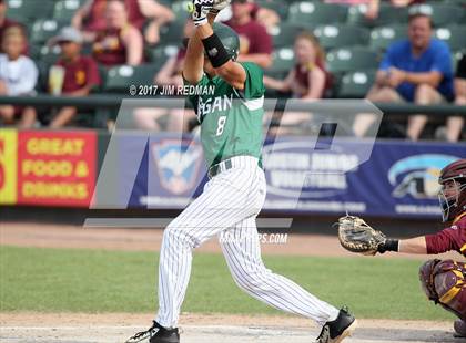 Thumbnail 2 in Deer Park vs. Reagan (UIL 6A Final) photogallery.