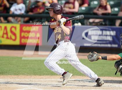 Thumbnail 2 in Deer Park vs. Reagan (UIL 6A Final) photogallery.
