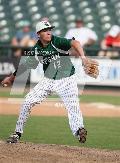 Thumbnail 2 in Deer Park vs. Reagan (UIL 6A Final) photogallery.