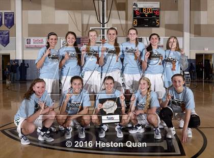 Thumbnail 3 in Marymount vs. Woodinville (MaxPreps Holiday Classic) photogallery.