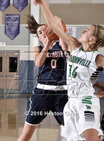 Thumbnail 2 in Marymount vs. Woodinville (MaxPreps Holiday Classic) photogallery.