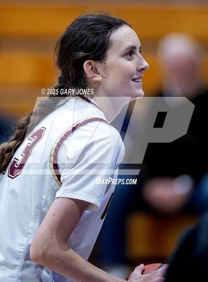 Thumbnail 3 in Whitney vs. Rio Linda (Chavez Christmas Classic) photogallery.