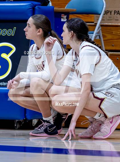 Thumbnail 1 in Whitney vs. Rio Linda (Chavez Christmas Classic) photogallery.