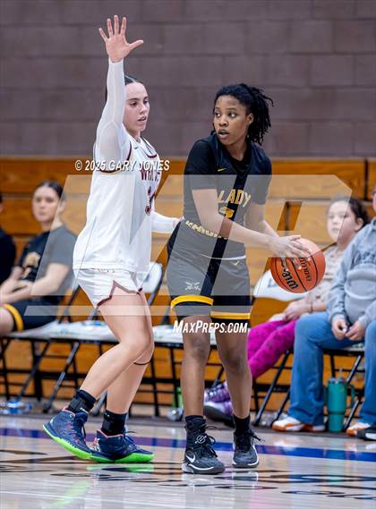 Thumbnail 3 in Whitney vs. Rio Linda (Chavez Christmas Classic) photogallery.