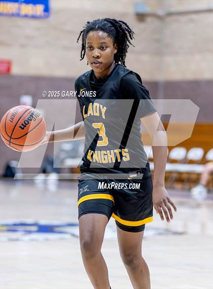 Thumbnail 2 in Whitney vs. Rio Linda (Chavez Christmas Classic) photogallery.