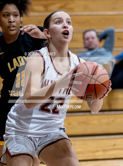 Thumbnail 2 in Whitney vs. Rio Linda (Chavez Christmas Classic) photogallery.