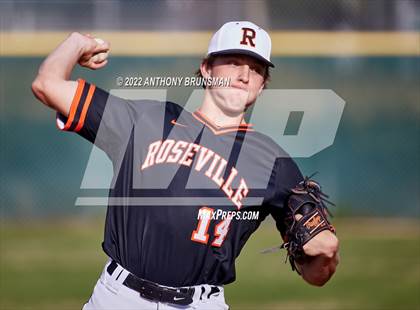 Thumbnail 1 in Roseville @ Granite Bay photogallery.