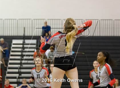 Thumbnail 3 in The Colony @ Creekview photogallery.