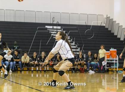 Thumbnail 3 in The Colony @ Creekview photogallery.