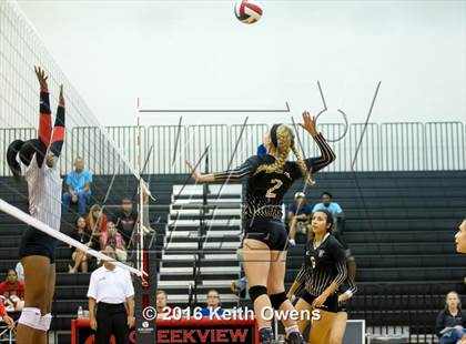 Thumbnail 3 in The Colony @ Creekview photogallery.