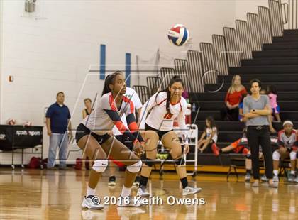 Thumbnail 3 in The Colony @ Creekview photogallery.