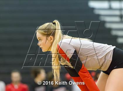Thumbnail 1 in The Colony @ Creekview photogallery.
