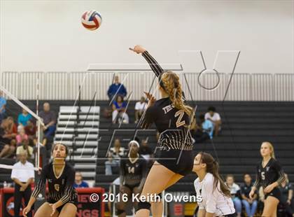 Thumbnail 1 in The Colony @ Creekview photogallery.