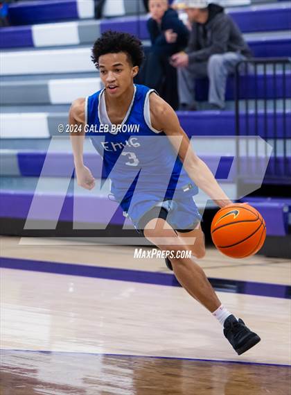 Thumbnail 3 in Eastern Hills vs. Corner Canyon (Holiday Hoopfest) photogallery.