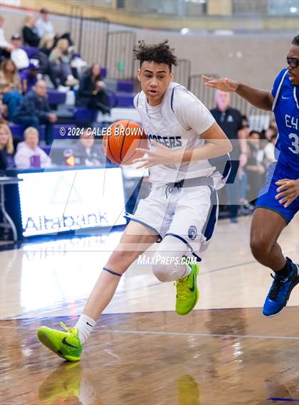 Thumbnail 3 in Eastern Hills vs. Corner Canyon (Holiday Hoopfest) photogallery.