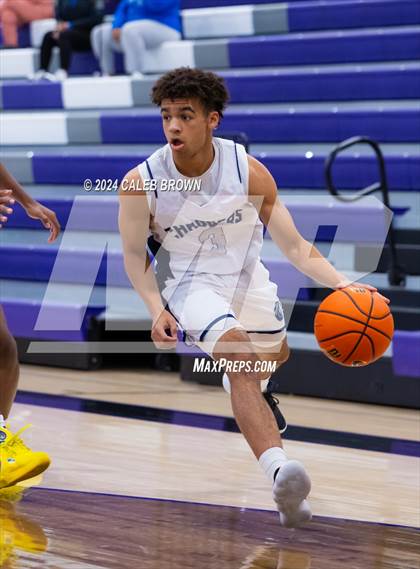 Thumbnail 1 in Eastern Hills vs. Corner Canyon (Holiday Hoopfest) photogallery.
