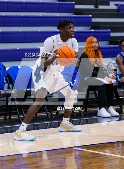 Thumbnail 1 in Eastern Hills vs. Corner Canyon (Holiday Hoopfest) photogallery.