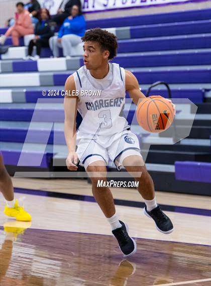 Thumbnail 2 in Eastern Hills vs. Corner Canyon (Holiday Hoopfest) photogallery.