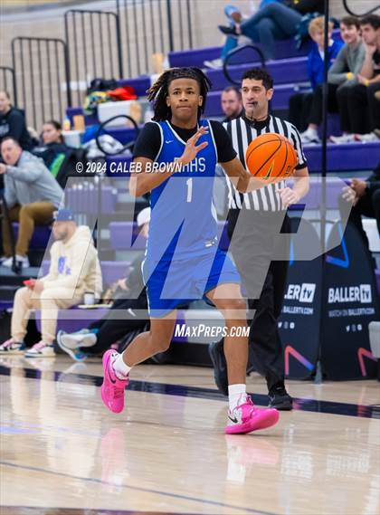 Thumbnail 2 in Eastern Hills vs. Corner Canyon (Holiday Hoopfest) photogallery.