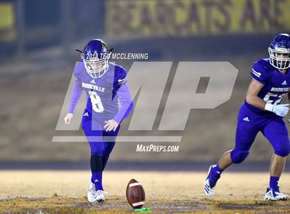 Thumbnail 2 in  Booneville vs. Harmony Grove (AAA 3A Quarterfinal) photogallery.