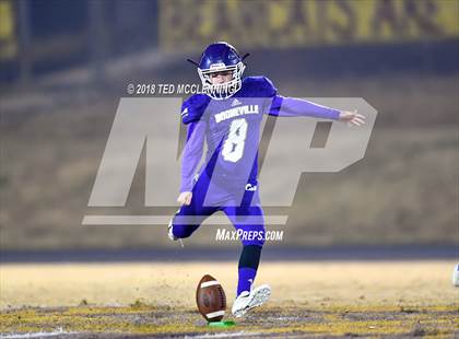 Thumbnail 3 in  Booneville vs. Harmony Grove (AAA 3A Quarterfinal) photogallery.