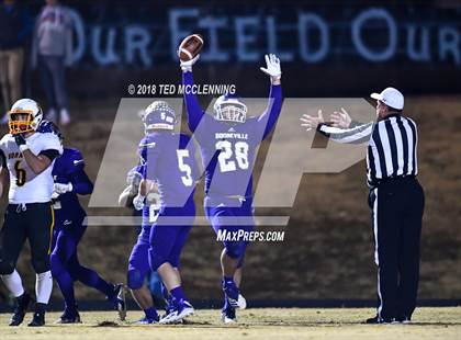 Thumbnail 2 in  Booneville vs. Harmony Grove (AAA 3A Quarterfinal) photogallery.