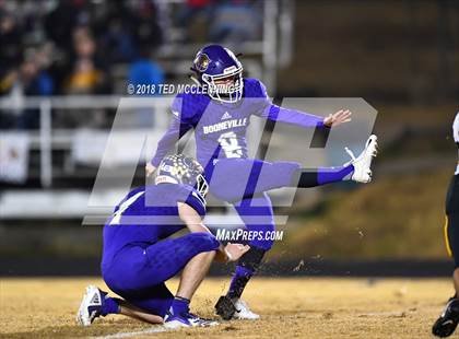 Thumbnail 1 in  Booneville vs. Harmony Grove (AAA 3A Quarterfinal) photogallery.