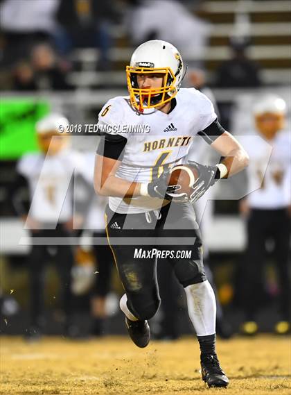Thumbnail 2 in  Booneville vs. Harmony Grove (AAA 3A Quarterfinal) photogallery.