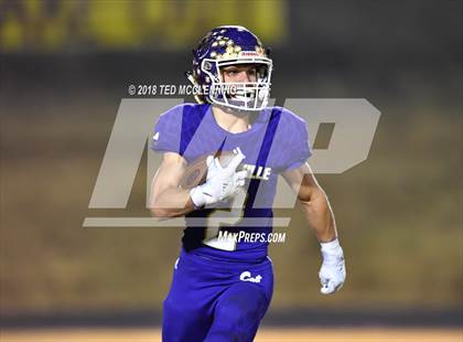 Thumbnail 2 in  Booneville vs. Harmony Grove (AAA 3A Quarterfinal) photogallery.