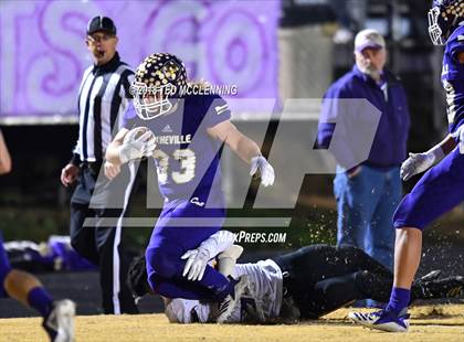 Thumbnail 2 in  Booneville vs. Harmony Grove (AAA 3A Quarterfinal) photogallery.