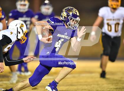 Thumbnail 2 in  Booneville vs. Harmony Grove (AAA 3A Quarterfinal) photogallery.
