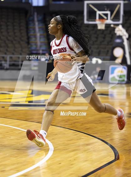 Thumbnail 2 in St. Henry vs Holy Cross (2024 9th Region Girls Basketball Tournament) photogallery.